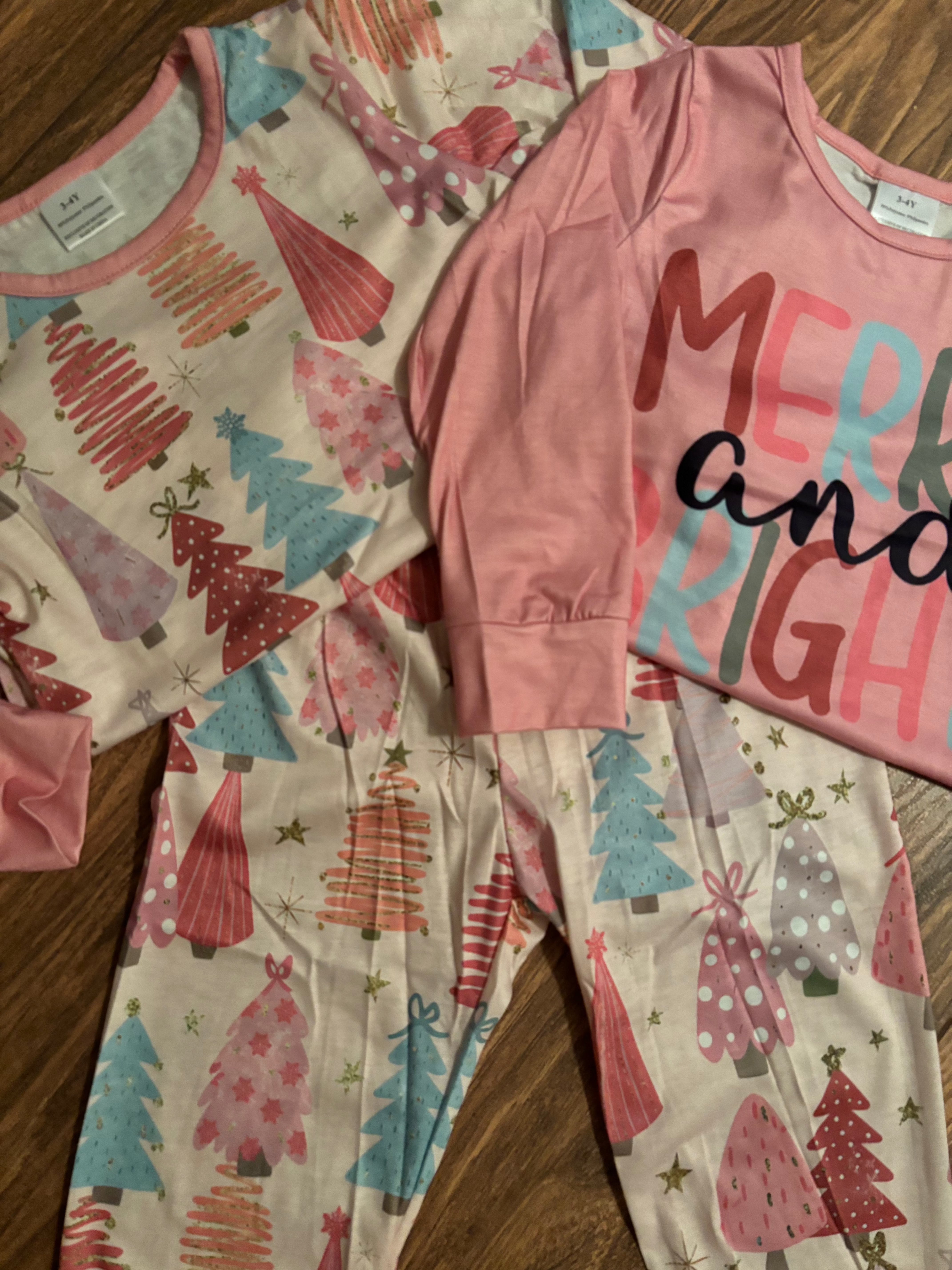 Girls Christmas Letter Print Pajamas Set-closeup